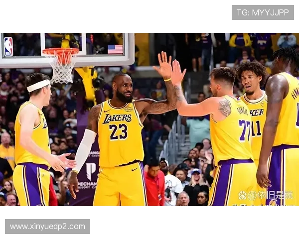 NBA赛况分析湖人战胜绿军开拓者全力以赴对抗活塞太阳遭火箭逆袭灰熊击败快船