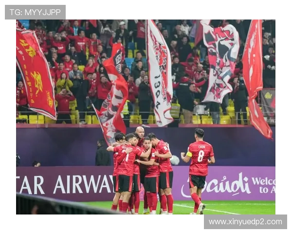 亚冠精英联赛本轮观众热情高涨蓉城主场吸引近28万球迷海港申花也超万人到场